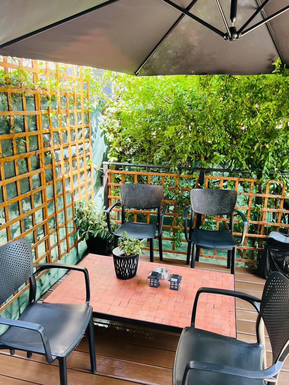 Tirana Veranda Loft - Free Private Parking Apartment in Tirana