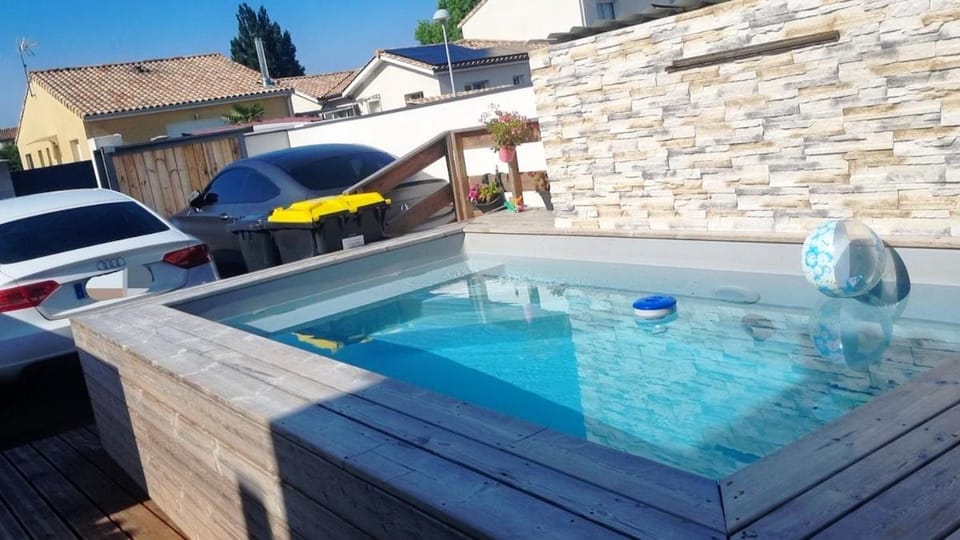 Modern House with Heated Pool, BBQ & Air Conditioning House in Nouvelle-Aquitaine