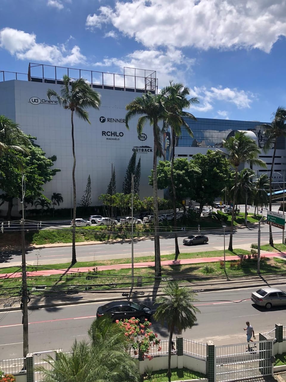 Loft compacto em frente ao shopping barra Apartment in Salvador