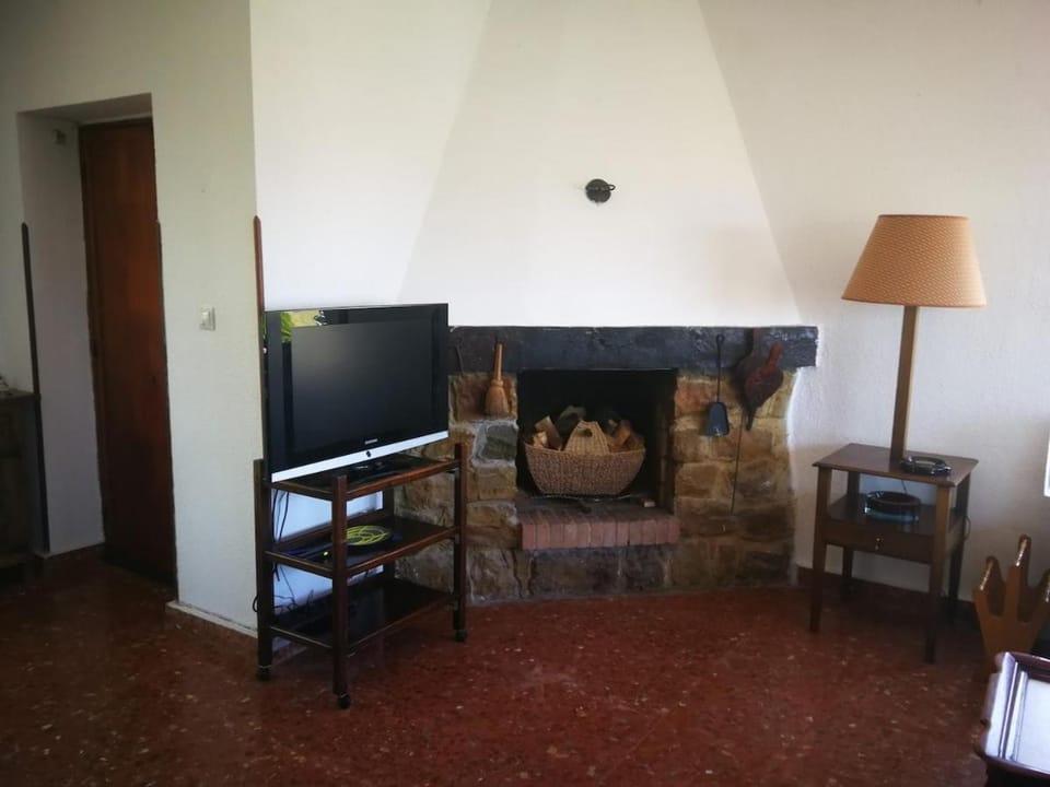 Chalet indepediente con jardin y vistas unicas House in Cantabria