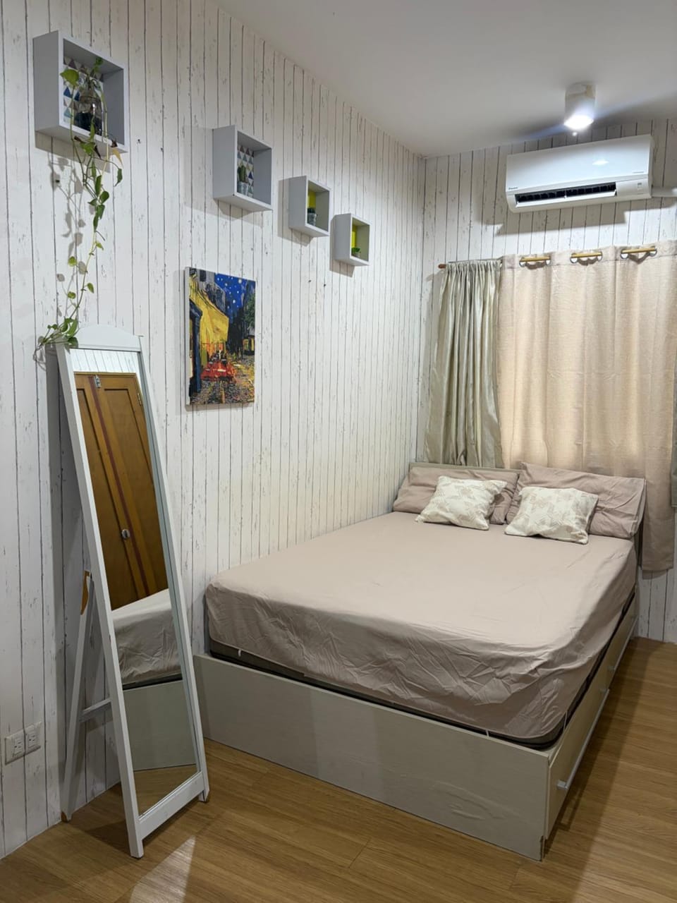 DASIG Homes1 near airport, Bayanihan Flats 1 Condominium Mactan Apartment hotel in Lapu-Lapu City