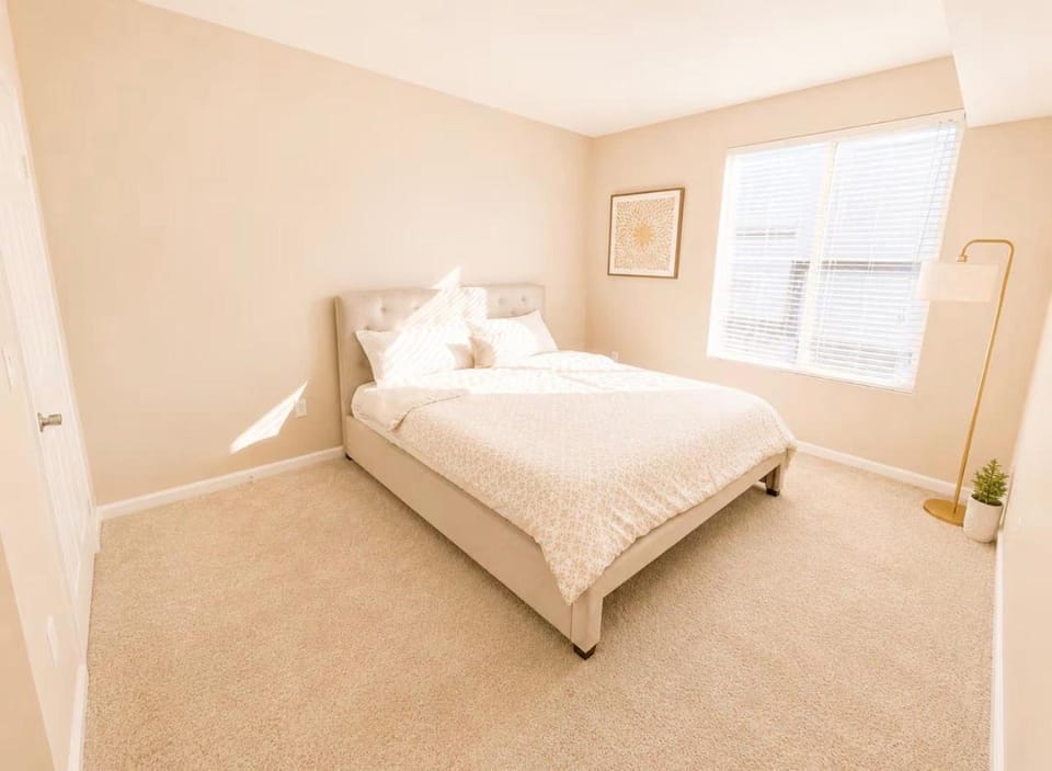 2bd 2bth Marina Del Rey Apt Apartment in Culver City