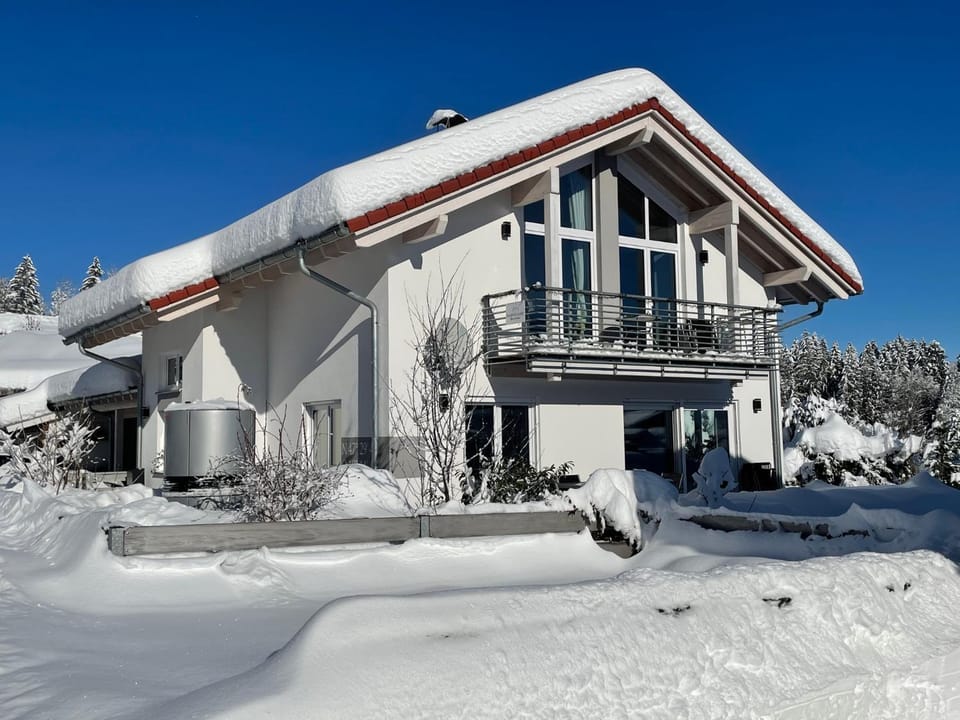 Property building, Winter