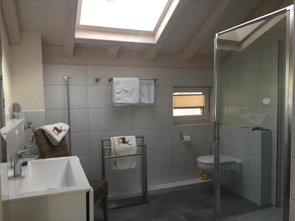 Other, Photo of the whole room