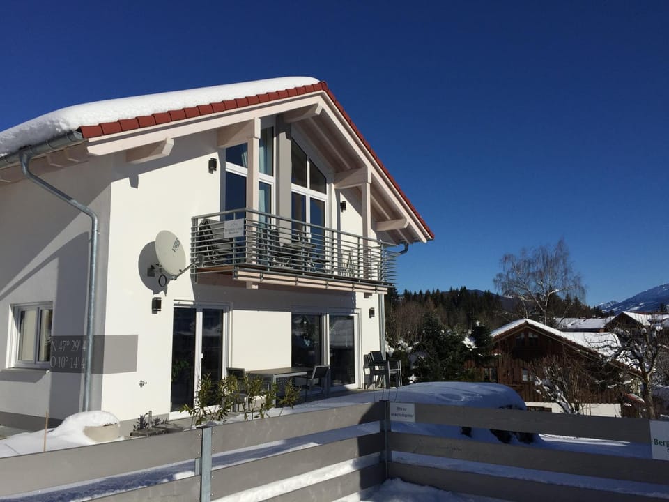 Property building, Parking