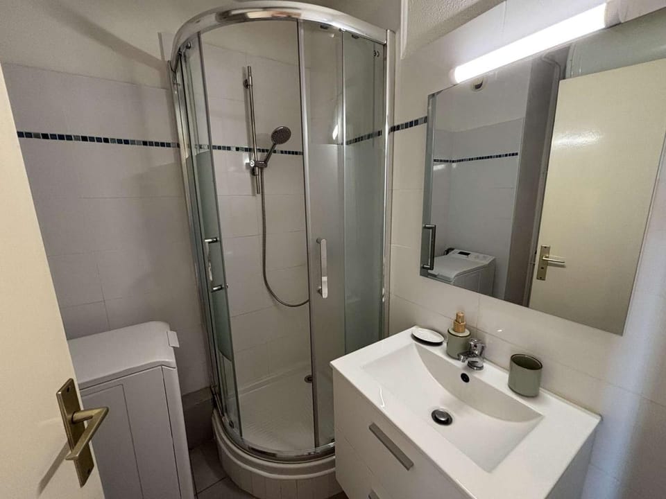 Studio cabine climatisé, aperçu mer - 4 pers. - FR-1-845-40 Cabin in La Cadière-d'Azur
