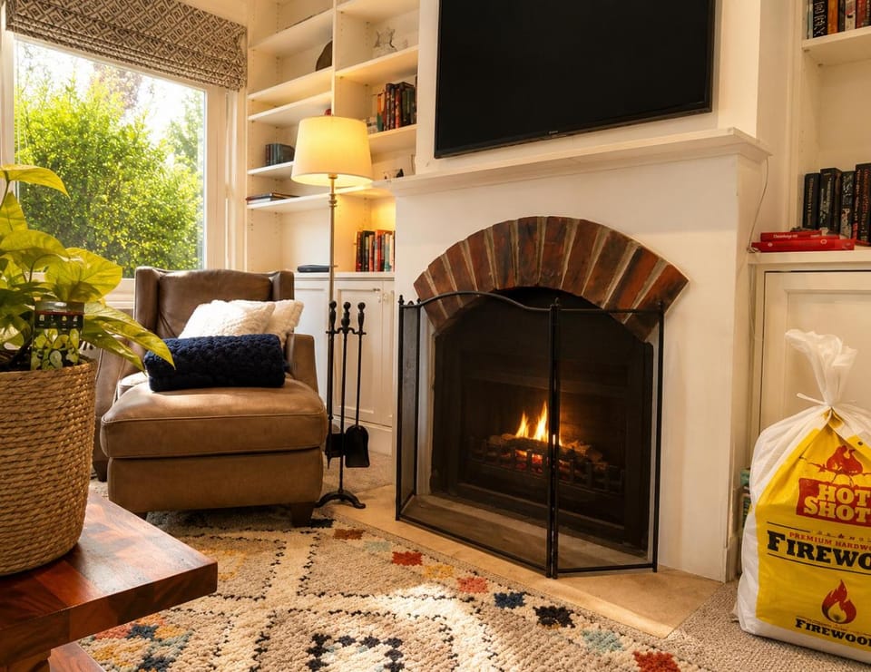 Classic Tudor family home House in Melbourne