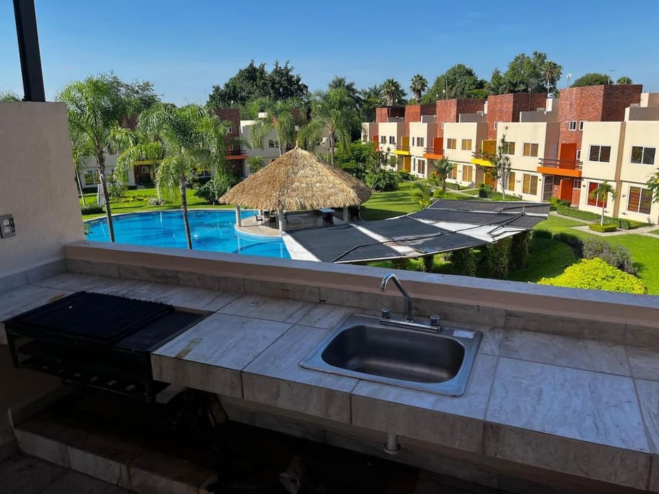 Family Home with Pool sun pool and relaxation House in State of Morelos