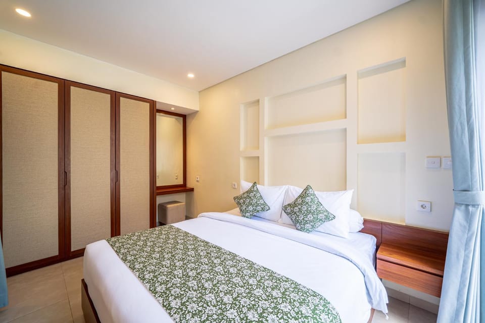 Bed, Photo of the whole room, Bedroom, wardrobe
