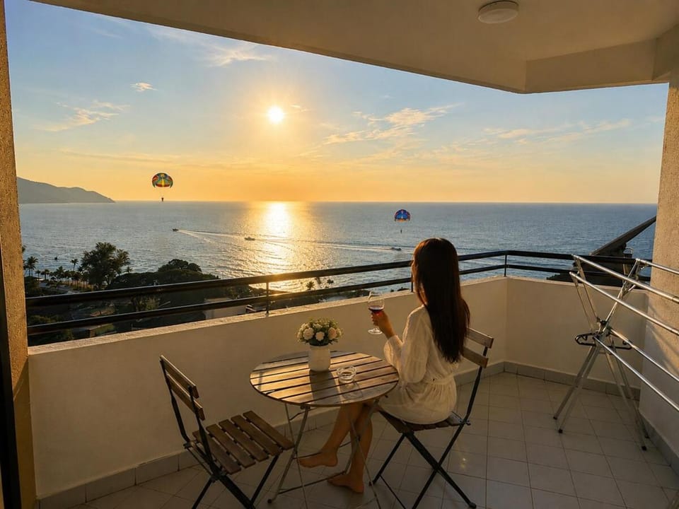Sri Sayang Seafront 3BR Sunset View 8 Pax Netflix Apartment in Batu Ferringhi, Penang, Malaysia