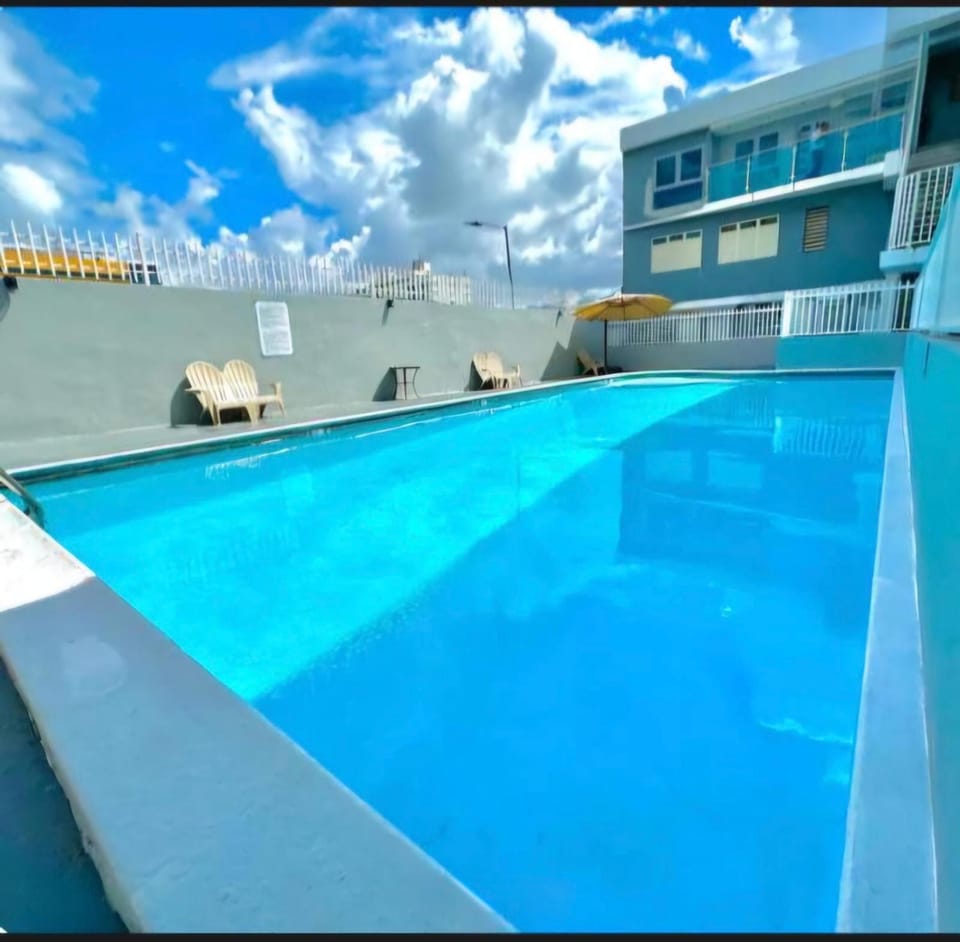 Swimming pool, Swimming pool