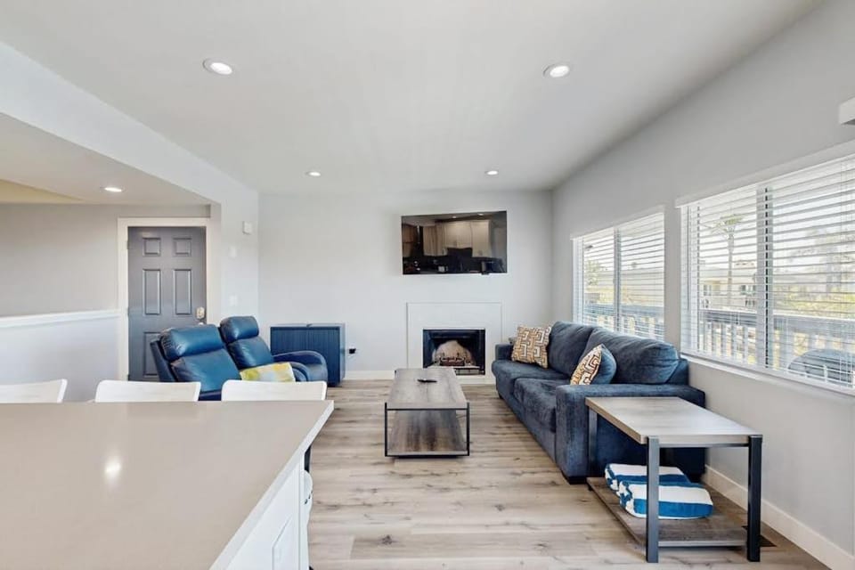 Seaspray at Anacapa View House in Port Hueneme