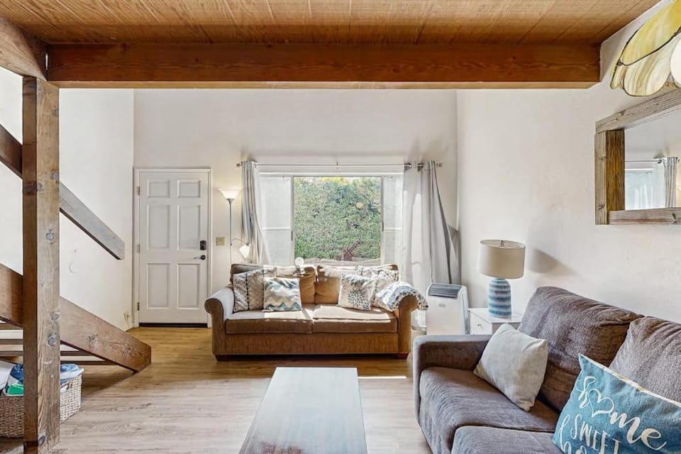 Sugar Shack Apartment in Carpinteria