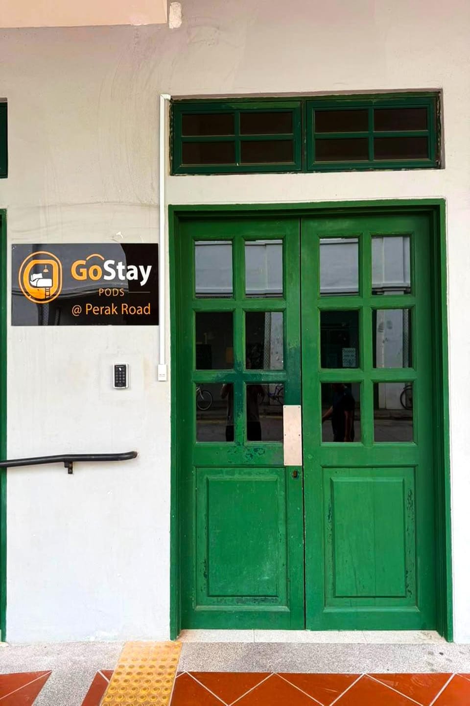 Facade/entrance
