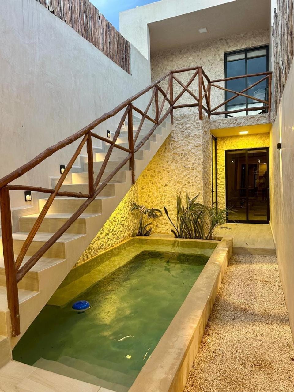 Swimming pool