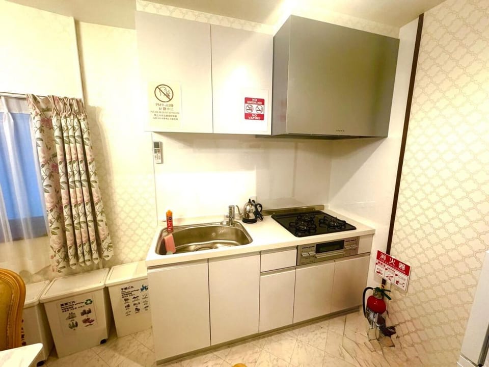 Villa Antoinette Osaka Umeda Juso Apartment in Osaka