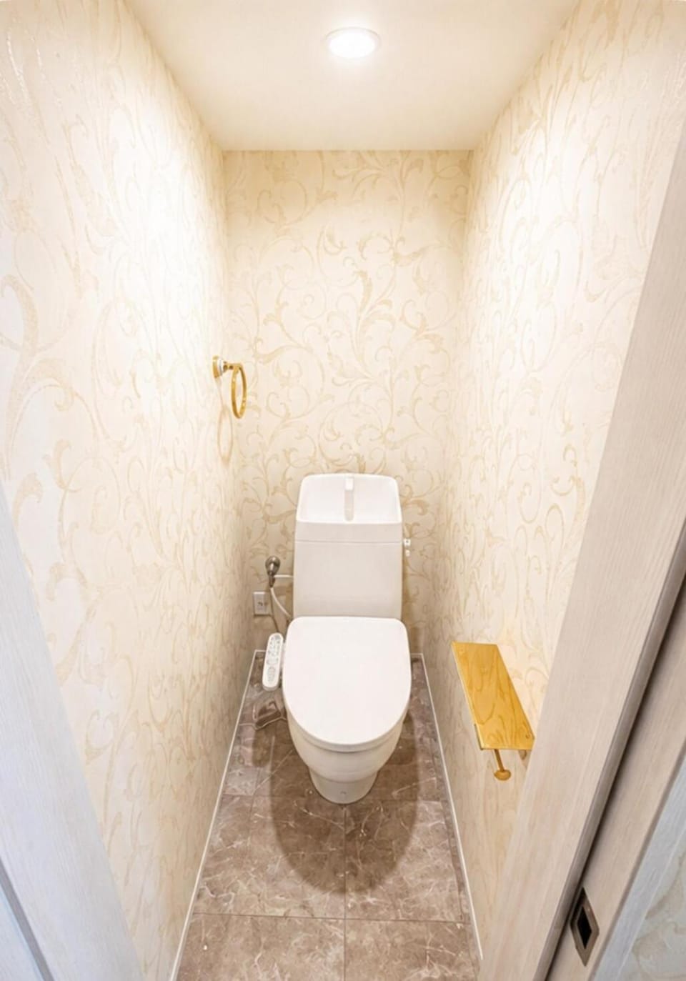 Villa Antoinette Osaka Umeda Juso Apartment in Osaka