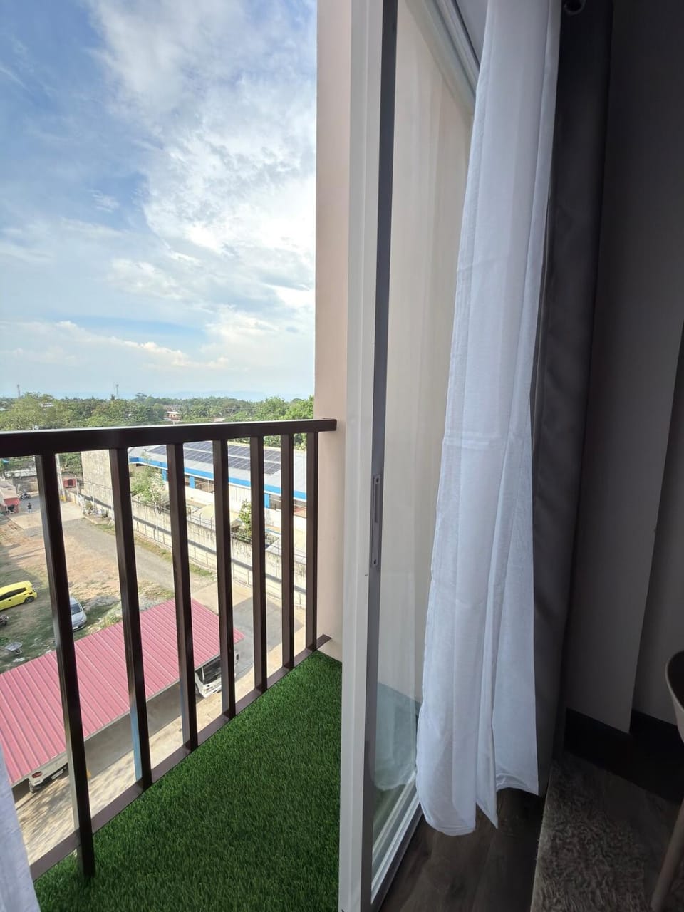 Studio Balcony Pool Maison de Soleil - Tuscania Towers Apartment in Cagayan de Oro