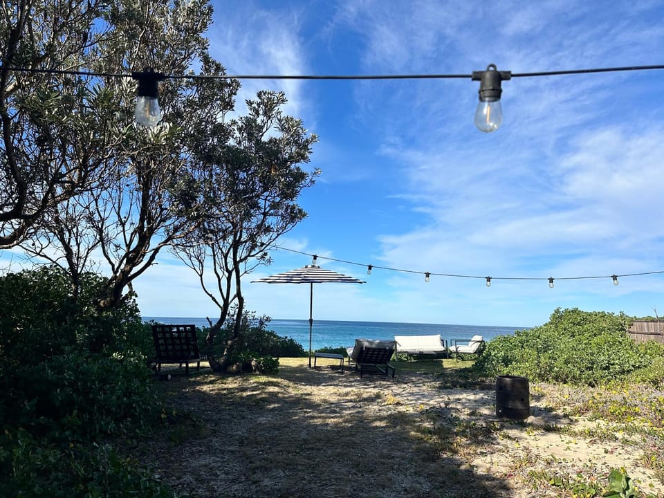 Hargraves Beach House House in Central Coast