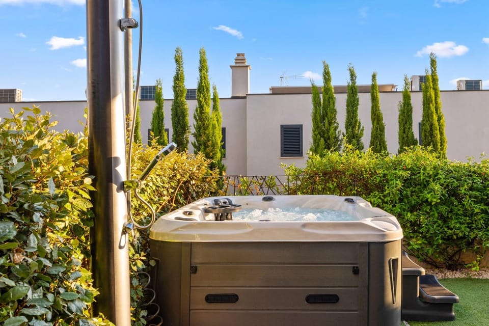 Hot Tub