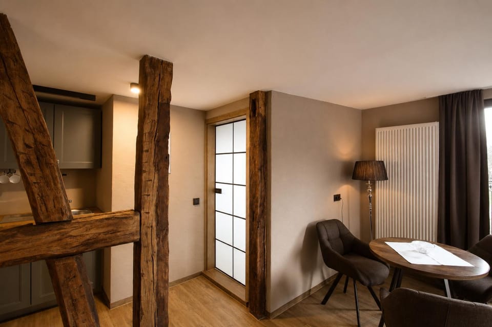 Living room, Seating area, Dining area