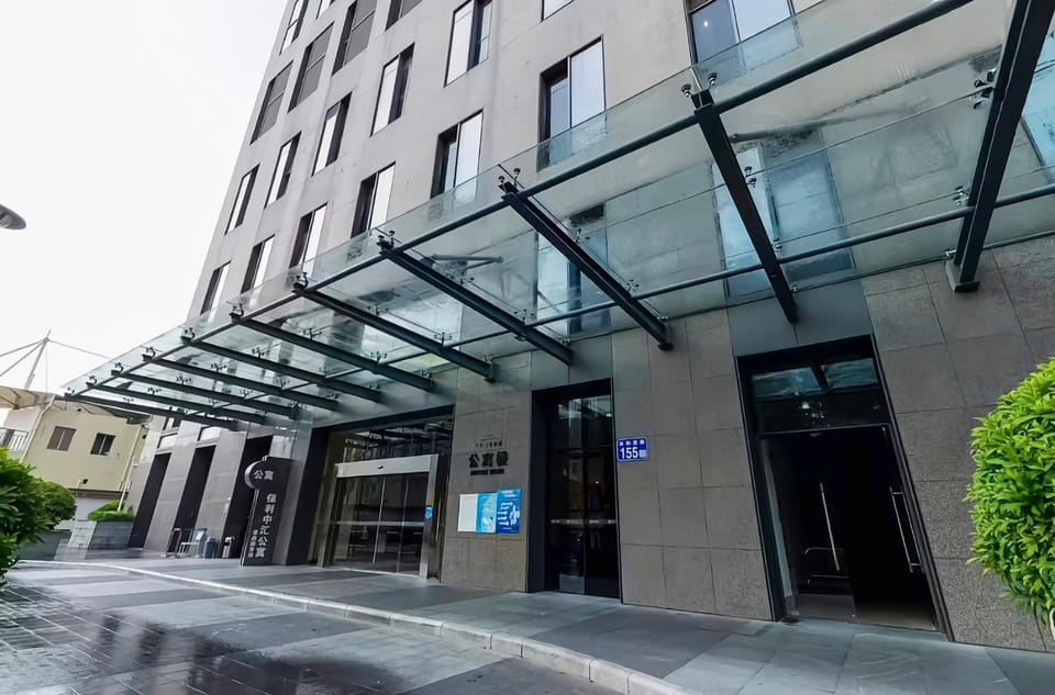 Property building, Day