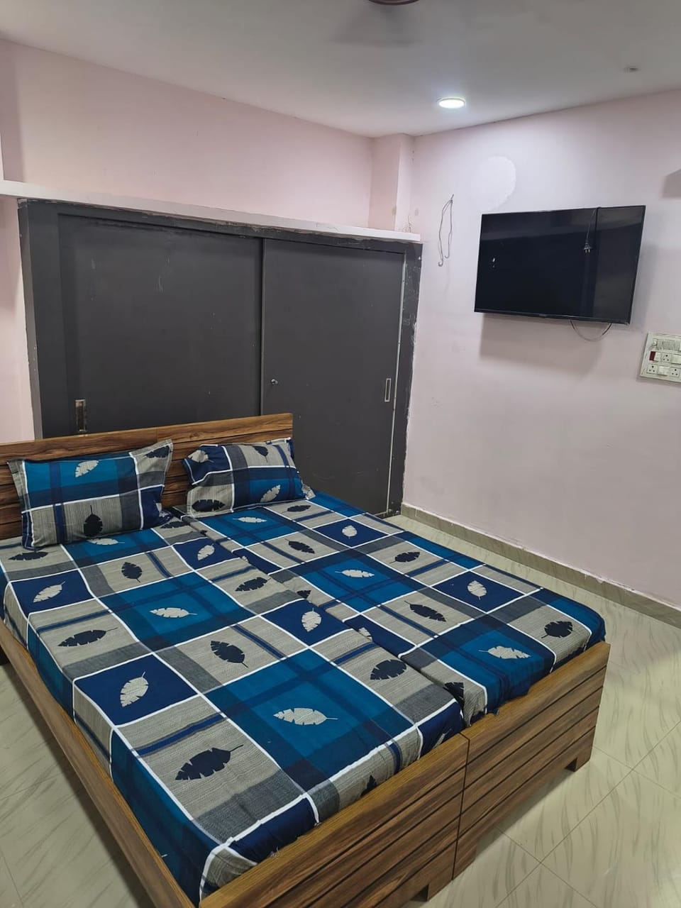 Rockline Stay with comfort Hostel in Hyderabad