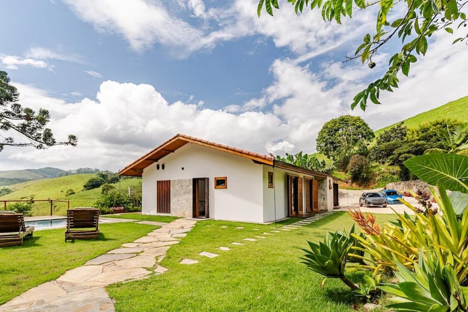 CasaAlpin - Piscina maravilhosa e Jacuzzi aquecida Villa in Sao Jose dos Campos
