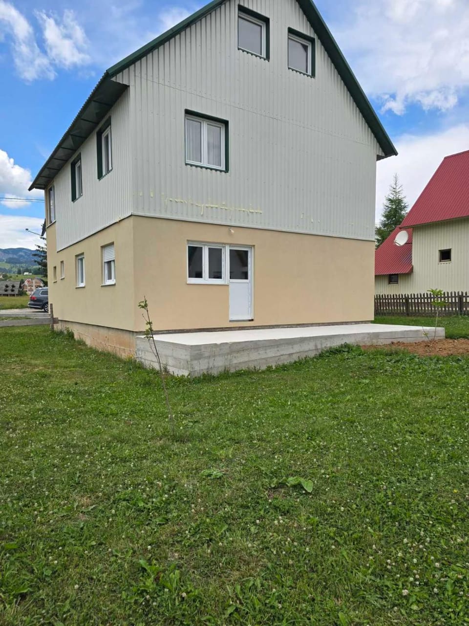 Property building, Day, Natural landscape, Garden view
