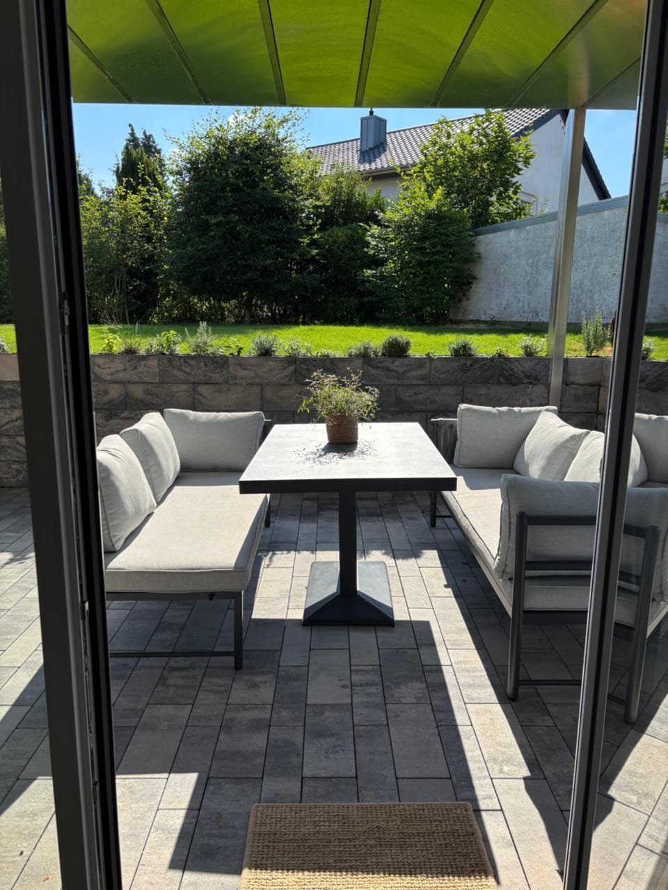 Property building, Day, Garden, View (from property/room), Balcony/Terrace, Seating area, Garden view