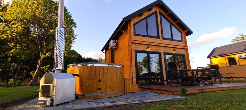 Mazurska Puszcza domek pod klonem z balią ogrodową House in Poland