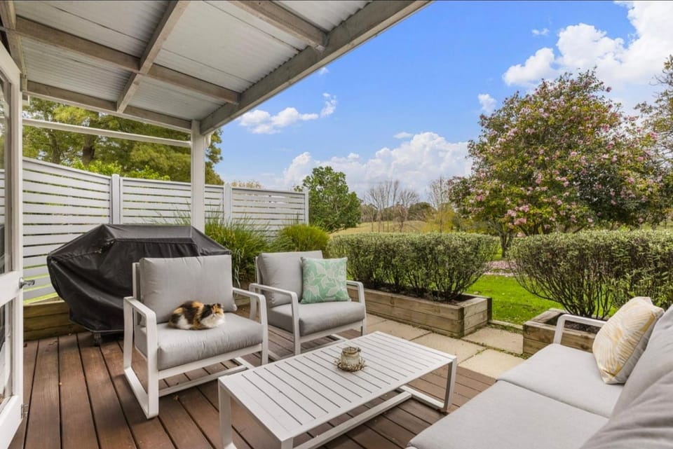 Patio, Spring, Day, Garden, Balcony/Terrace