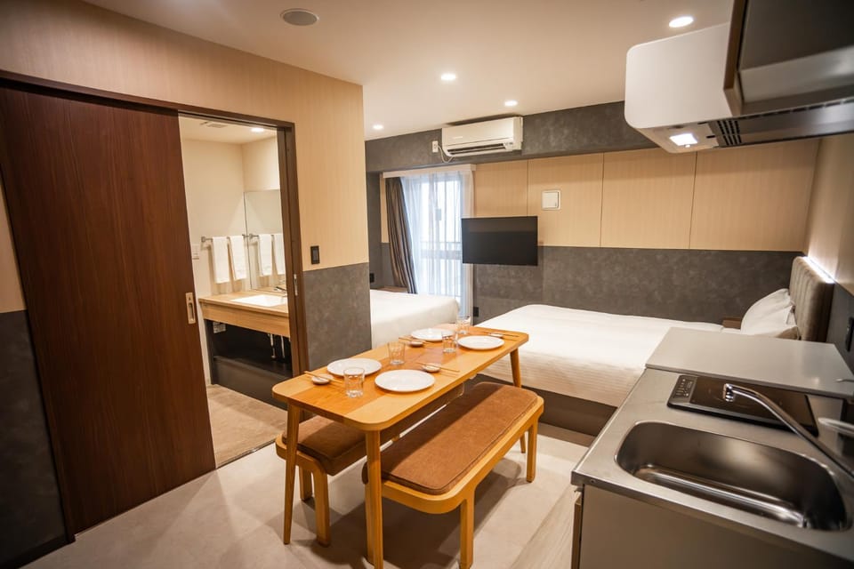 Bed, TV and multimedia, Kitchen or kitchenette, Dining area