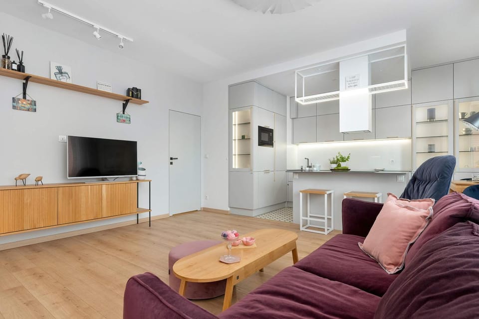 TV and multimedia, Living room, Seating area