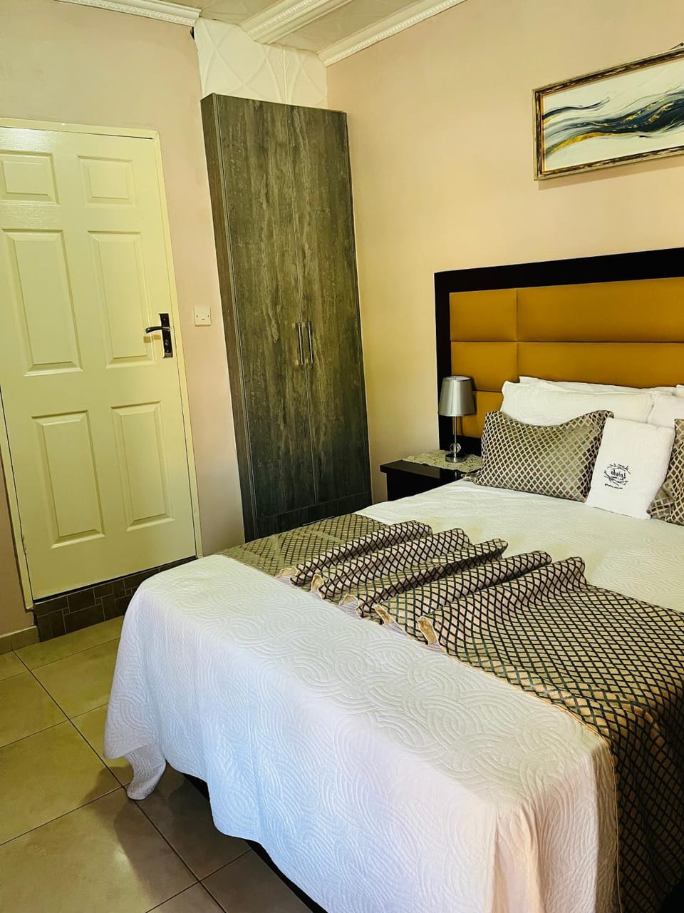 Ledula Guesthouse Bed and Breakfast in North West, South Africa