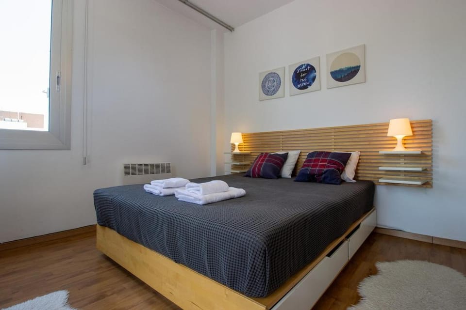 Central Classic 3BR Apt by Makariou Avenue Apartment in Nicosia City