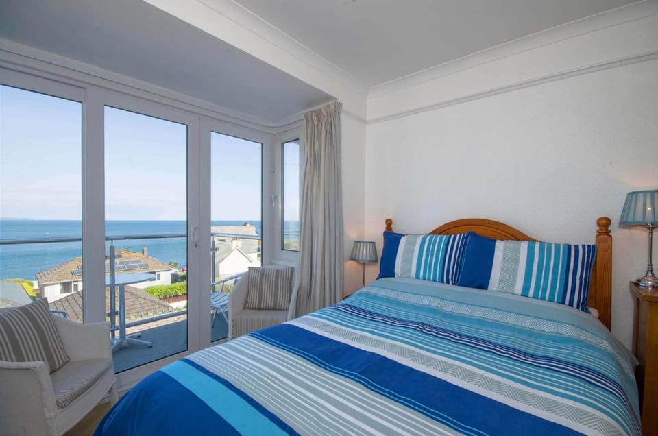 Bedroom, Sea view