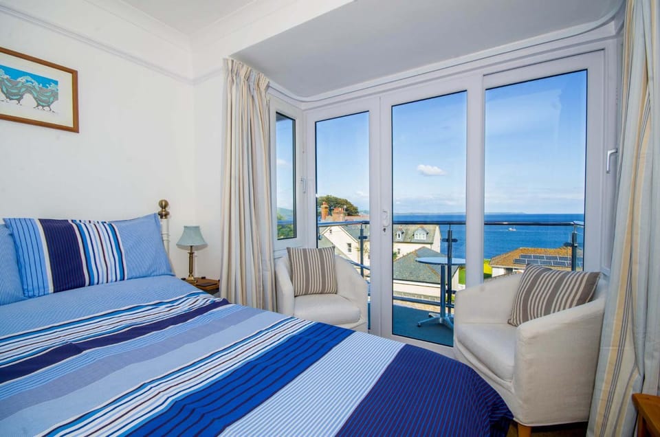 Bedroom, Sea view