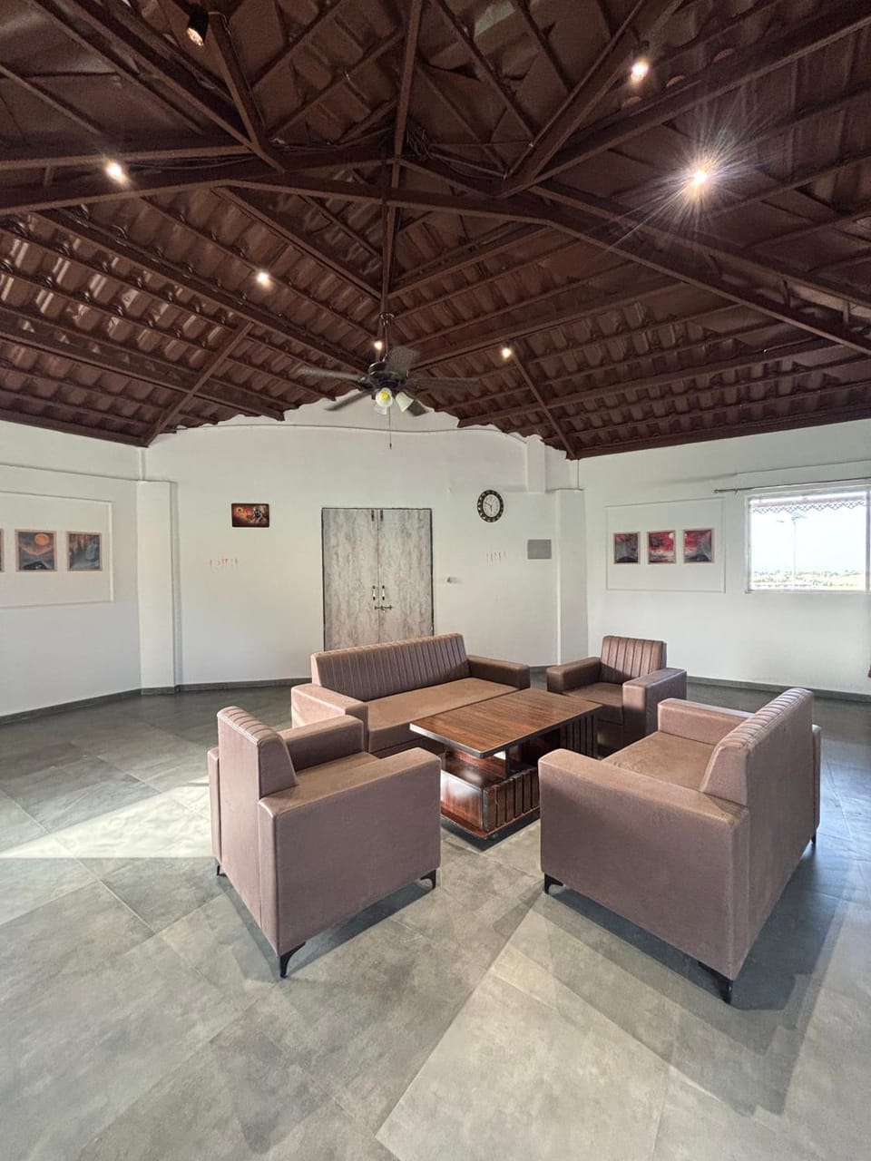 The nana's Villa Villa in Maharashtra