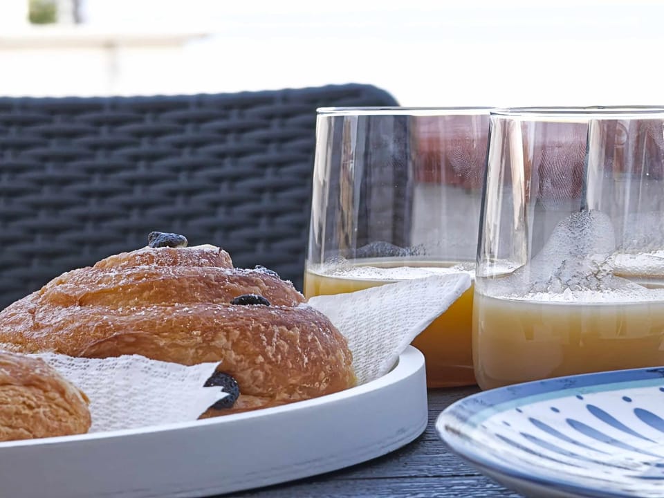 Balcony/Terrace, Food and drinks, Food and drinks, Food, Breakfast, Continental breakfast, Lunch, Dinner, Drinks