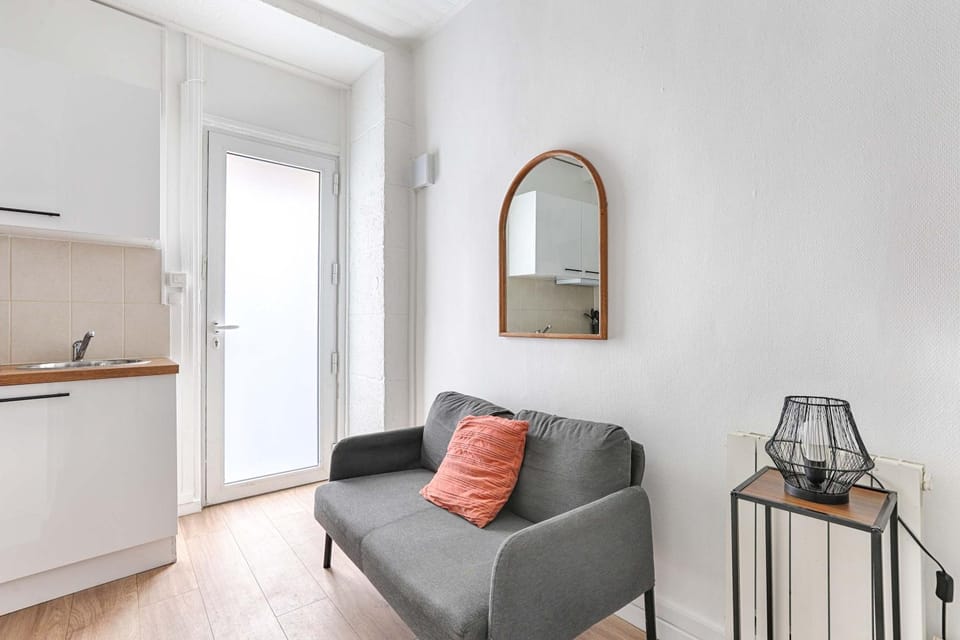 Appartement Souplex Menilmontant Oberkampf Apartment in Paris