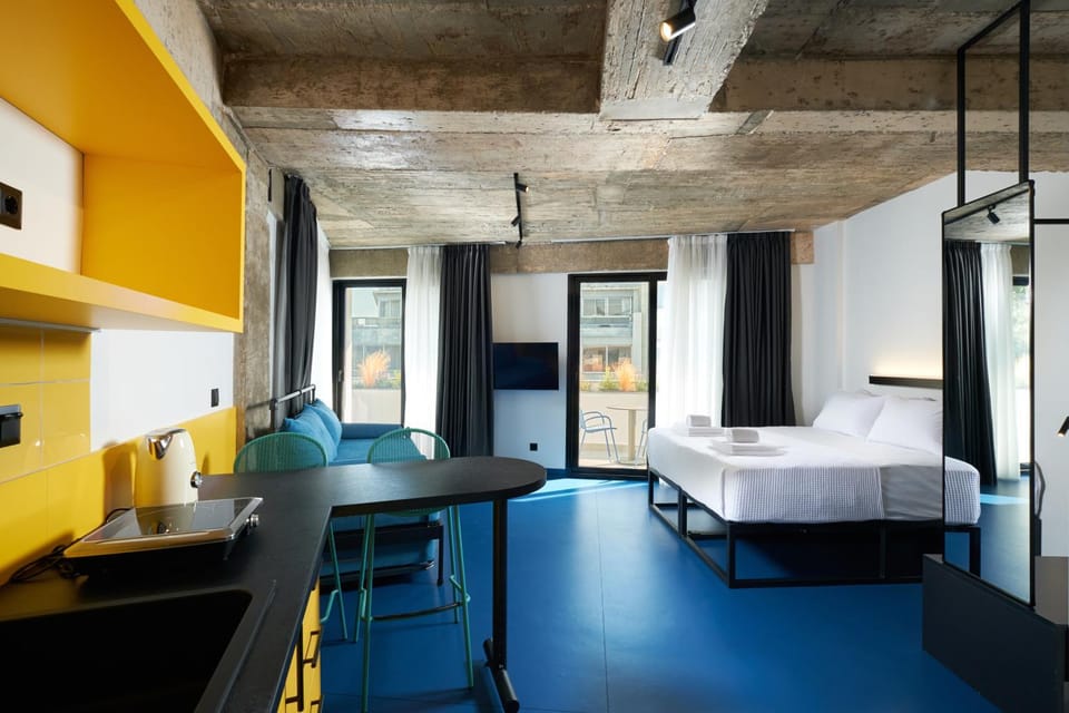 Kitchen or kitchenette, Photo of the whole room, Bedroom
