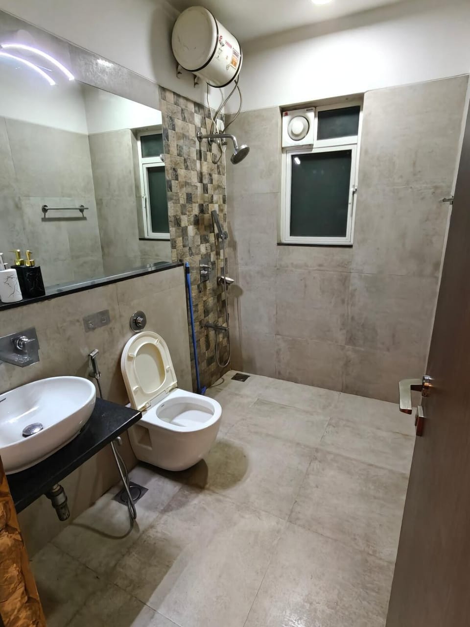 It's Black & White Apartment in Mumbai