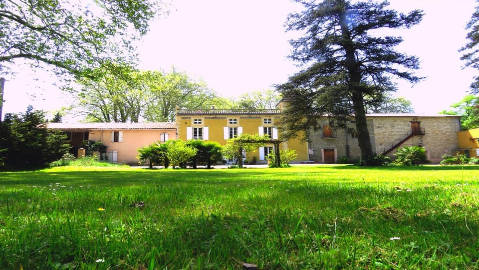 Château de la Prade Bed and Breakfast in Occitanie