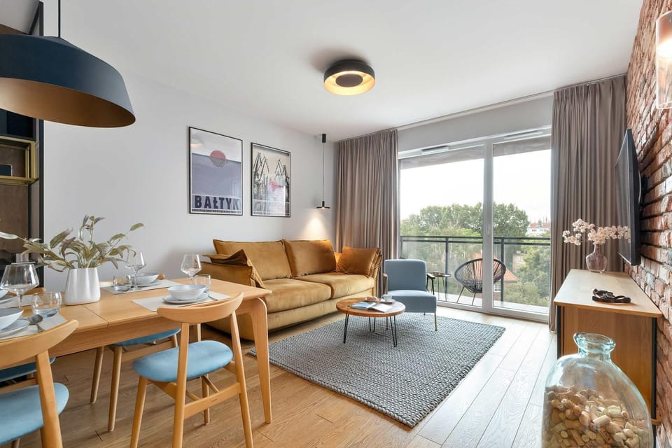 TV and multimedia, Balcony/Terrace, Living room, Seating area