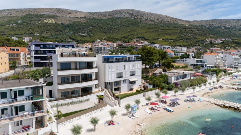 La Perla del Mar Apartment in Podstrana