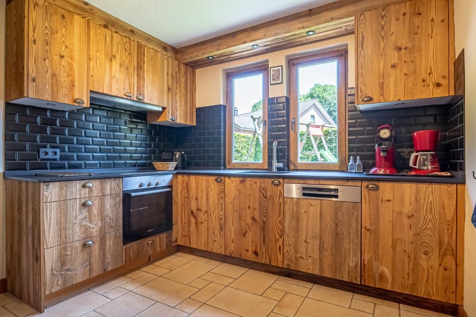 Les Vieilles Pierres House in Belgium
