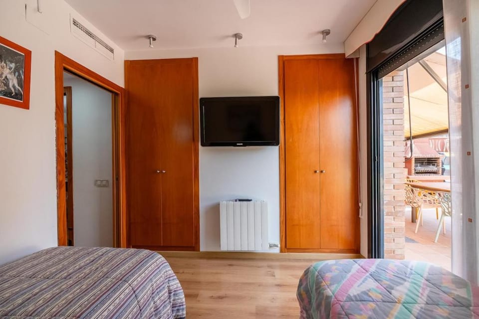 Can Bonna Vita House in Baix Penedès