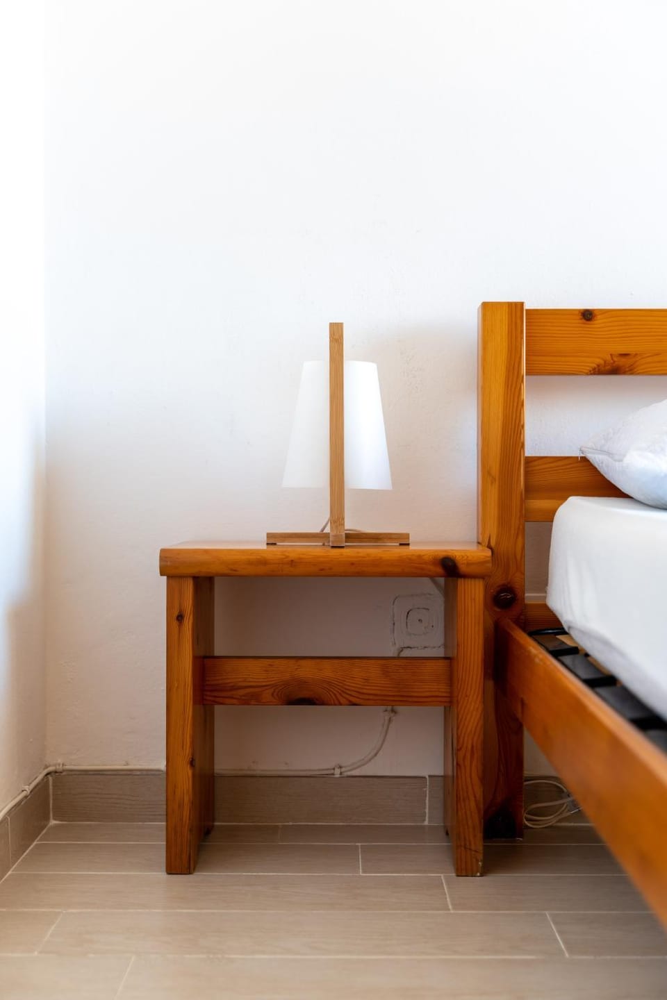 Bed, Decorative detail, Bedroom