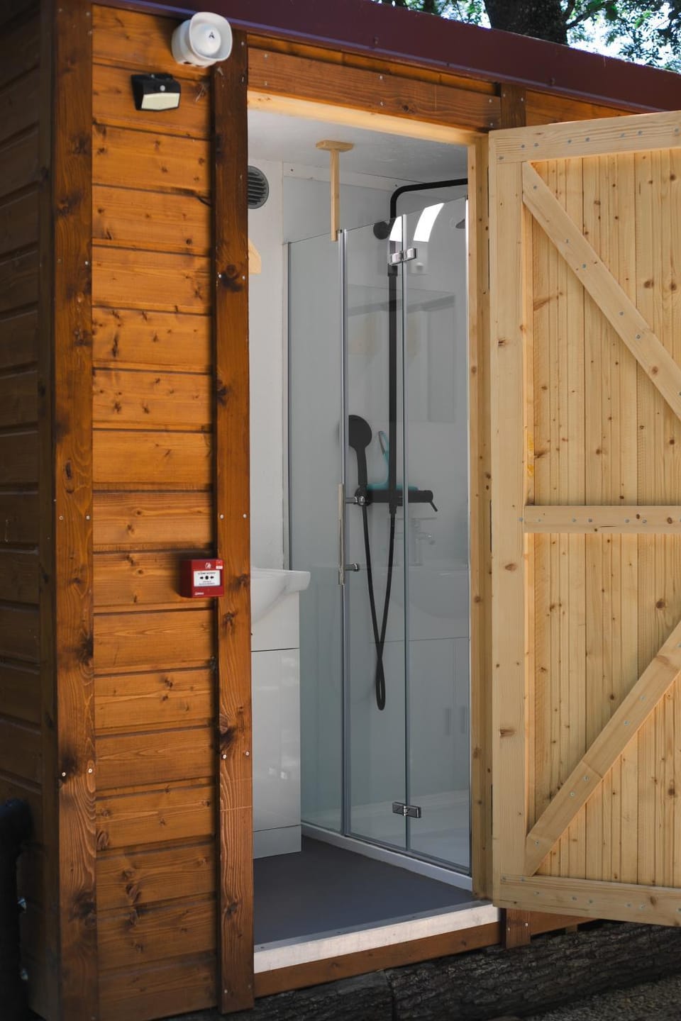 Cabane Froggyroom Bed and Breakfast in Nouvelle-Aquitaine